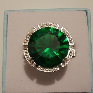 Emerald gemstone ring size 8 in 3/4 new